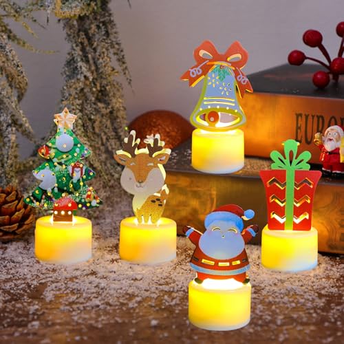 Weihnachts Dekorationen LED Weihnachtskerzen,5 Stück Flammenlose LED Teelichterkerzen Batteriebetriebene Flammenlose Kerzen Weihnachten LED Kerzen für Weihnachtsdeko, Heimdekoration (01) von DZAY