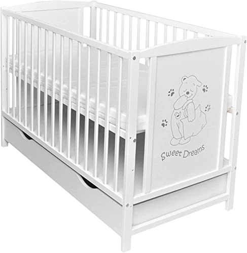 Dedstore-Baby Babybett mit Matratze 120x60 cm Höhenverstellbar - Babybett Komplett Set - Beistellbett Baby Weiß mit Motiv Bär Sweet Dreams - Baby Bett - Kinderbett - Babybetten - Bett Baby - Bed von Dedstore-Baby