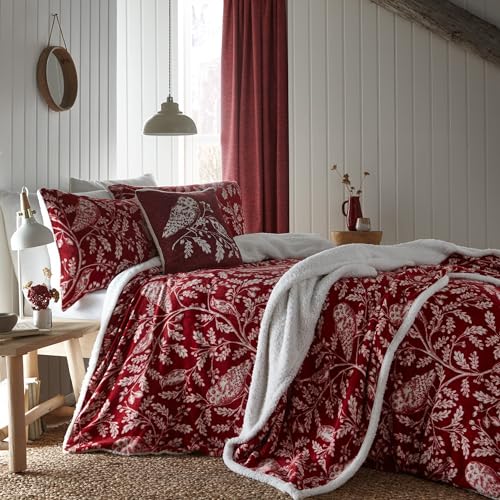 Dreams & Drapes Lodge – Woodland Owls – Fleece-Bettbezug-Set – Doppelbettgröße in Rot von DREAMS AND DRAPES