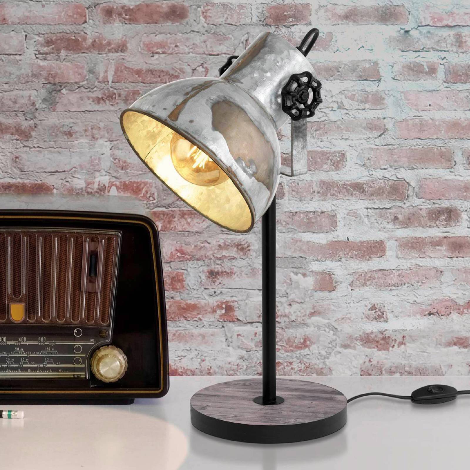 Tischlampe Barnstaple im Industrie-Design von EGLO