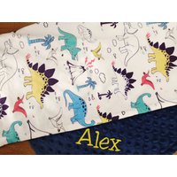 Personalisierte Babydecke Baby Junge Decke Dinosaurier Neugeborenen Bestickt Name Benutzerdefinierte Shower Geschenk von EmblifeDesign