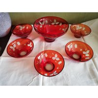 Vintage Ruby Red Dessert Set Für 5, Handgeschnittenes Glas, Stück Set, Cut Crystal Große Schale Und 5 Kleine Schale, Geschenkidee von Endladesign