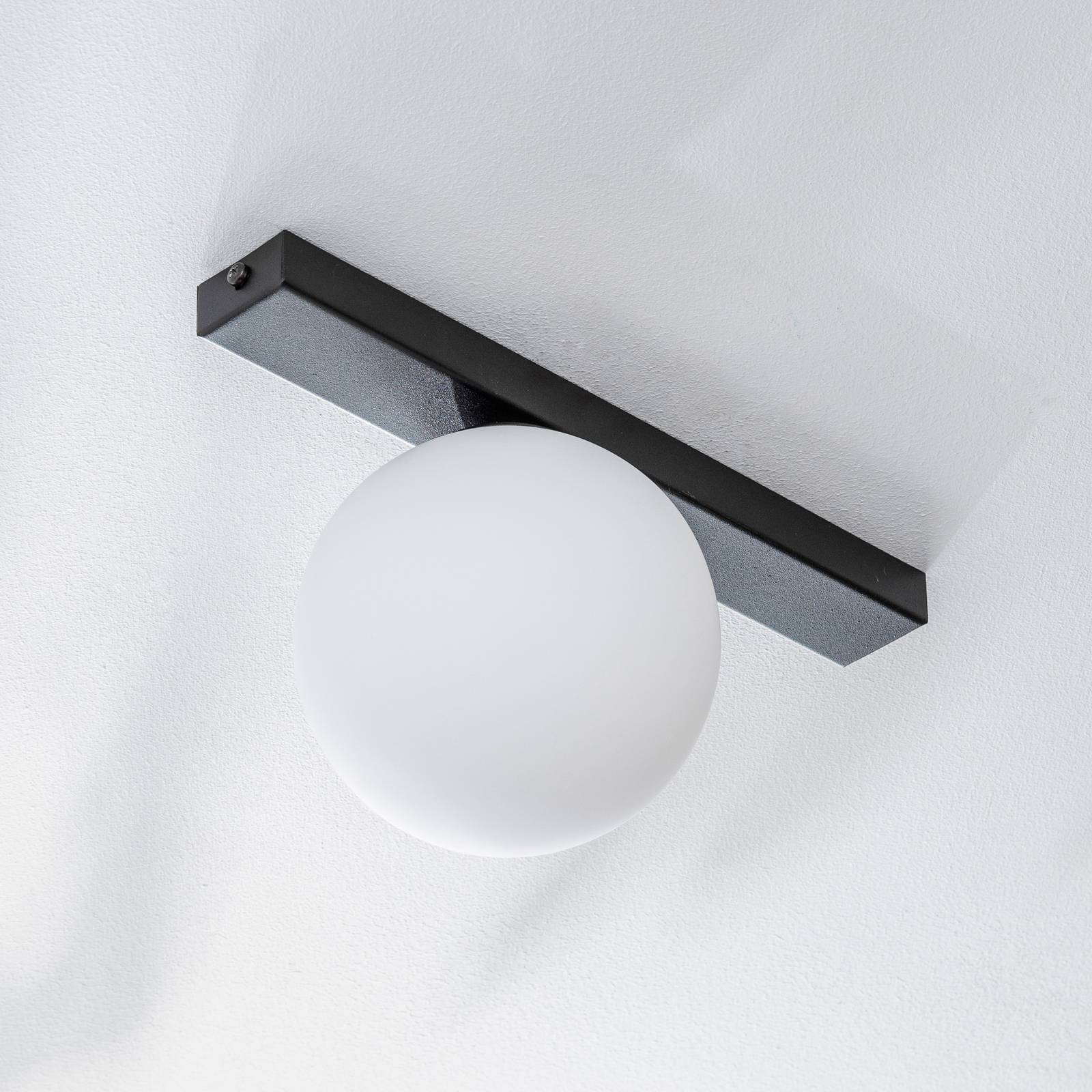 Deckenlampe Fit, schwarz/opal, einflammig von EMIBIG LIGHTING