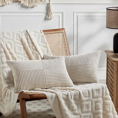 FDTERN 2er Set Taupe Kordsamt Kissenbezug 35x60CM Weich Moderne Dekorative Kissenbezüge Kissenhülle Dekokissenbezug Sofakissen Dekokissen Boho Deko für Sofa Schlafzimmer Wohnzimmer Balkon FDTERN 2er Set Taupe Kordsamt Kissenbezug 35x60CM Weich Moderne Dekorative Kissenbezüge Kissenhülle Dekokissenbezug Sofakissen Dekokissen Boho Deko für Sofa Schlafzimmer Wohnzimmer Balkon von FDTERN