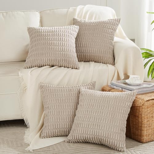 FDTERN 4er Set Boho Kissenbezug 50x50 cm Taupe Einfarbig Flauschig Kissenbezüge Kordsamt Kissenhülle Dekokissenbezug Sofakissen Dekokissen Deko für Sofa Schlafzimmer Wohnzimmer Balkon FDTERN 4er Set Boho Kissenbezug 50x50 cm Taupe Einfarbig Flauschig Kissenbezüge Kordsamt Kissenhülle Dekokissenbezug Sofakissen Dekokissen Deko für Sofa Schlafzimmer Wohnzimmer Balkon von FDTERN