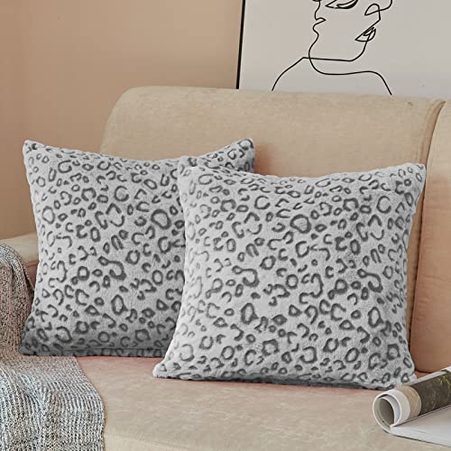 FY FIBER HOUSE 2er Set Flanell Fleece Kissenbezüge Kissenhülle mit Leopard-Druck, Zierkissenbezüge für Couch, Bett, Sofa, 45x45, Grau von FY FIBER HOUSE