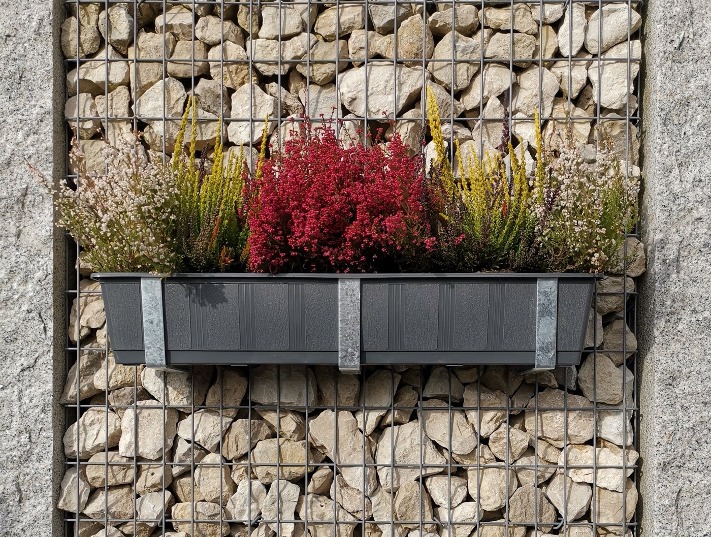 Gabiona Blumenkastenhalter Blumenkastenhalter verzinkt im 3er Set inklusive Blumentopf, für Gabiona Blumenkastenhalter Blumenkastenhalter verzinkt im 3er Set inklusive Blumentopf, für von Gabiona