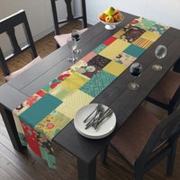 Patchwork Tischläufer | Bunte Tischdekoration Einweihungsparty Geschenk Tischdecke Aus Baumwolle von Gadgetalicious