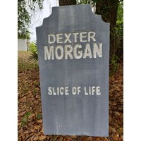 Dexter Morgan Grabstein Halloween Prop Friedhof Dekor Hof Kunst Versandkostenfrei von HalloweenTrickery