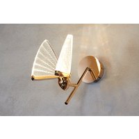 Rose Gold Schmetterling Wandleuchte Beleuchtung, Polierte Chrom Lampe Für Schlafzimmer, Wohnzimmer Wandleuchte, Handgemachte Housewarming Geschenk von HekaDesignLighting