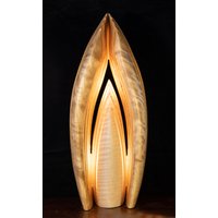 Lampe Lichtskulptur Shelter von HolzLichtskulpturen