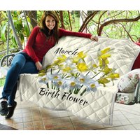 März Geburtsblume Quilt, Überwürfe Und Decken, Geburtstagsgeschenk, Personalisiertes Geschenk Für Sie, Floral, Geburtsblumen, Narzisse, Bett von HomeandAutoShop