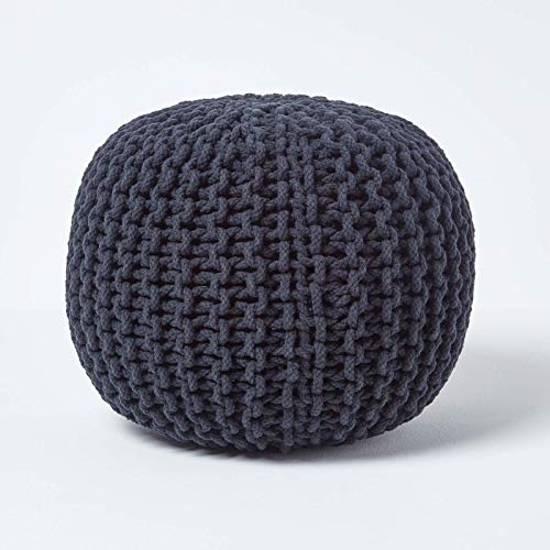 Homescapes Pouf Strickpouf rundes Bodenkissen, Sitzpouf 35 x 40 cm, gepolsterter Sitzhocker, Sitzpuff/Puff mit grob gestricktem Bezug aus 100% Baumwolle, Strickpuff, schwarz von Homescapes