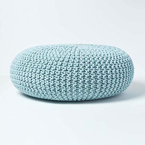 Homescapes Pouf Strickpouf rundes Bodenkissen, Sitzpouf 70 x 23 cm, gepolsterter Sitzhocker, Sitzpuff/Puff mit grob gestricktem Bezug aus 100% Baumwolle, Strickpuff, blau/hellblau von Homescapes