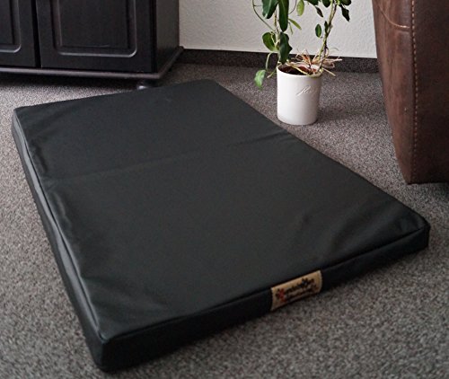 Hundematratze Hundebett Matratze Schlafplatz Kunstleder Top Ware 120 cm X 80 cm schwarz von Hundebettenmanufaktur