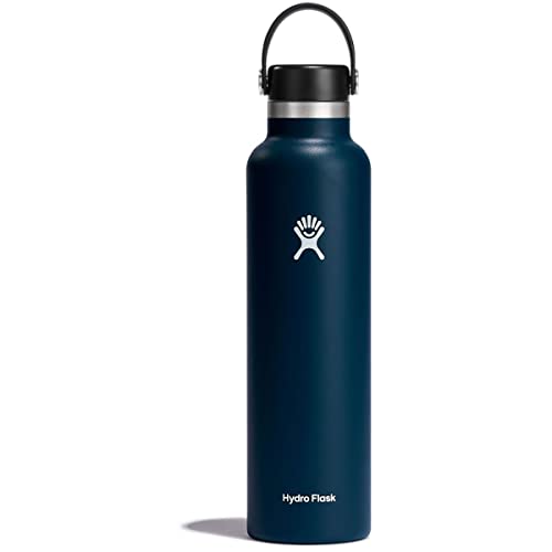 HYDRO FLASK - Trinkflasche 709ml (24oz) - Vakuumisolierte Wasserflasche aus Edelstahl - Sportflasche mit auslaufsicherem Deckel & Gurt - Thermoflasche Spülmaschinenfest - Standard-Öffnung - Indigo von Hydro Flask