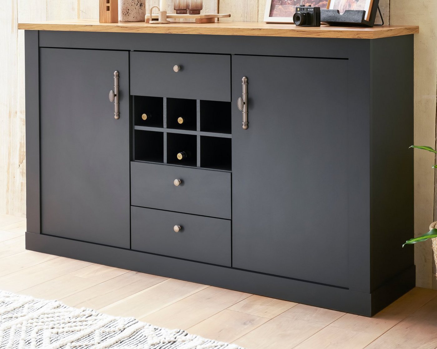 Furn.Design Anrichte Ribera (hohes Sideboard in matt grau mit Wotan Eiche, 169 x 104 cm), mit Weinregal, mit Soft-Close-Funktion von Furn.Design