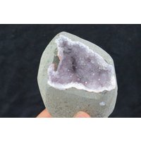 Rosa Chalcedon-Geoden-Höhle, Kristall-Geode, Chalcedon-Geode, Geode-Kristall, Beruhigender Kristall, Blauer Chalcedon-Kristall, Chalcedon-Kristall von IslamGemandMinerals