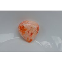 Rosa Scolecit Herzstein, Rosa Herz, Sorgenstein Hochwertiger Scolecit, Trommelstein, Taschenstein von IslamGemandMinerals