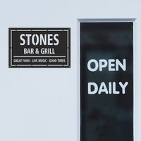 Bar Und Grillschild Aus Metall, Personalisiertes Grill Restaurant Schild, Wanddekoration Metall von IstanbulStores