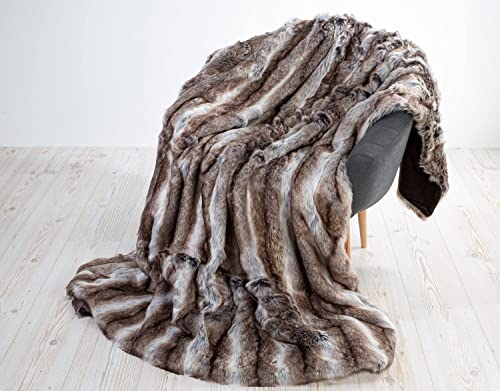 JotCo Felldecke Wolf grau-braun, aus weichem Fellimitat, als Wohndecke, Tagesdecke oder Kissen (Felldecke 170x220cm) von JotCo