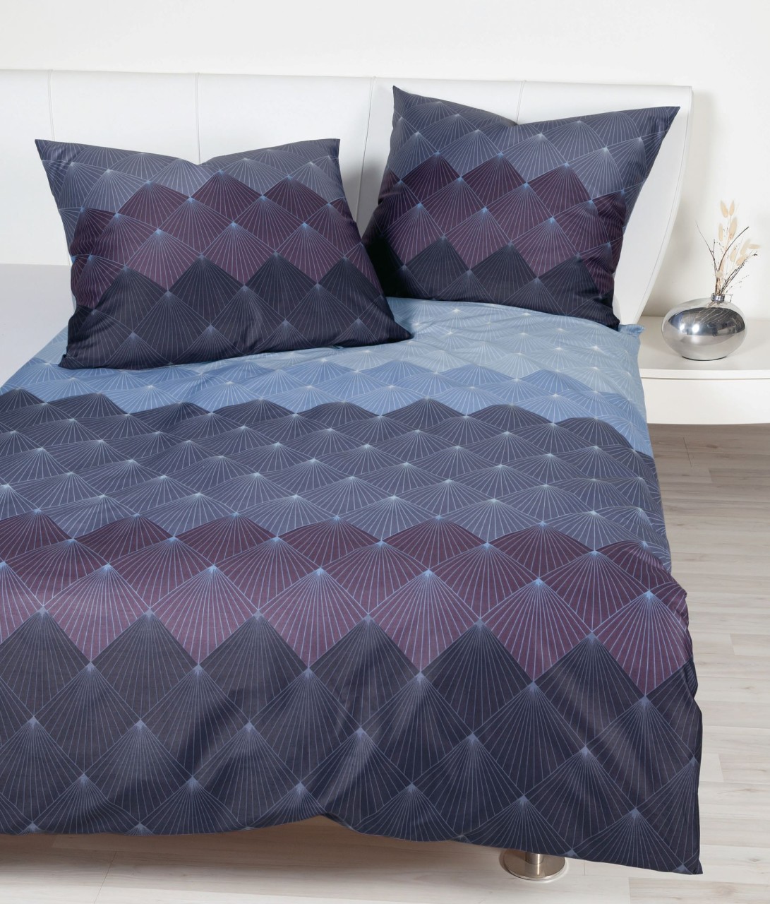 Janine Moments Mako-Satin Bettwäsche 240x220 Rauten Fächer blau lila 98096-5 von Janine