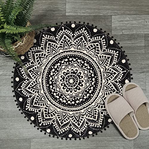 Boho Runder Teppich 90cm Schwarz Mandala Weicher Badezimmerteppich mit Pom Pom Fransen Rutschfest Waschbar Akzentüberwurf Flauschige Bodenmatte für Eingangsbereich Wohnzimmer Schlafzimmer Kinderzimmer von KIMODE