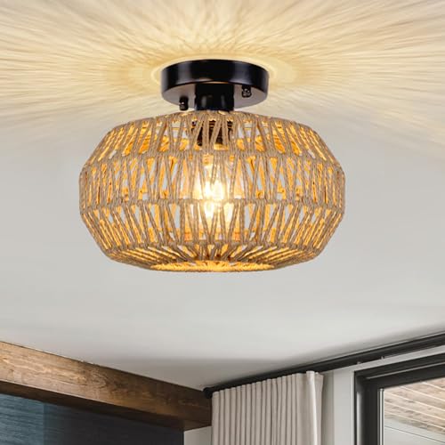 KMaiPem Boho Deckenlampe Wohnzimmer, 1 Licht Bauernhaus Rattan Klein Deckenleuchte Schlafzimmer mit Handgewebtem Lampenschirm, Natürliche Modern Kronleuchter für Küche, Flur, Foyer von KMaiPem