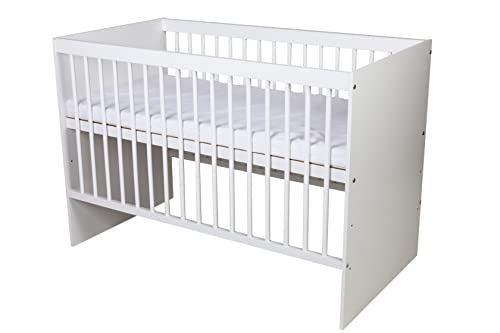 KMbaby Babybett TANY Weiß 120 x 60 cm - Baby Kinderbett Gitterbett mit Lattenrost 3 Stufen Höhenverstellbar - Lackiertes Kiefernholz von KMbaby