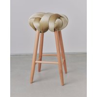 Champagner Samt Knoten Barhocker, Design Stuhl, Moderner Industrie Hocker, Holz Barstuhl, Barhocker von KNOTSstudio