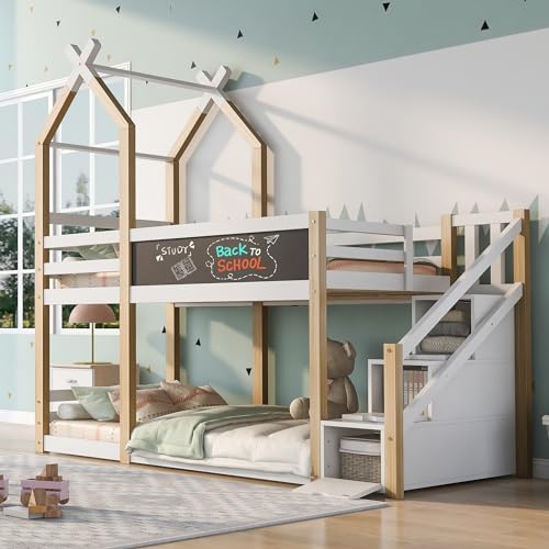 Kehun Kinderbett Etagenbett 90x200 mit Stauraum, Hochbett Hausbett für 2 Kinder, Holzbett mit Lattenrost und Treppe, Baumhaus Bett mit Rausfallschutz und Whiteboard&Tafel, Natur & Weiß, Ohne Matratze von Kehun