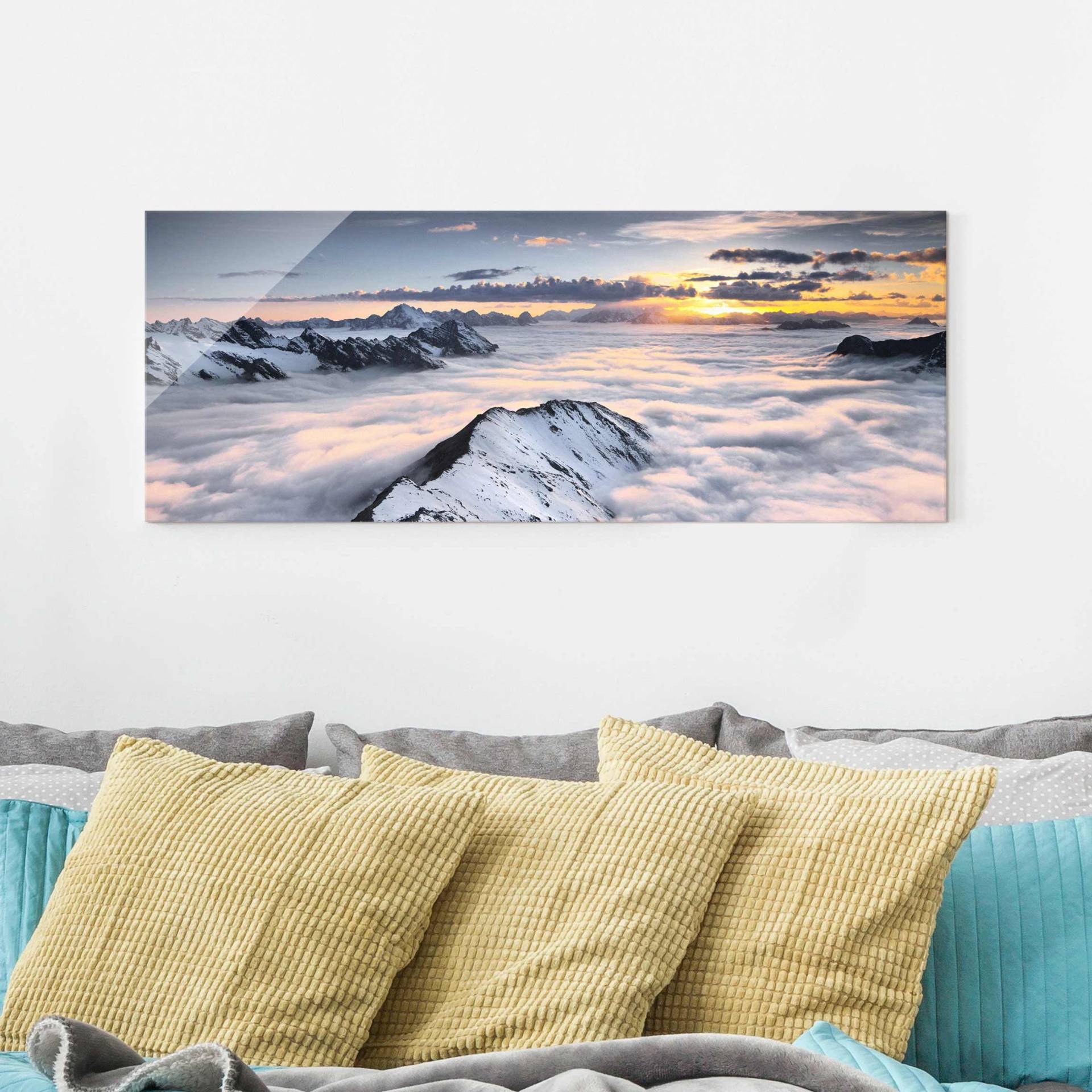 Glasbild Natur & Landschaft Blick über Wolken und Berge von Klebefieber