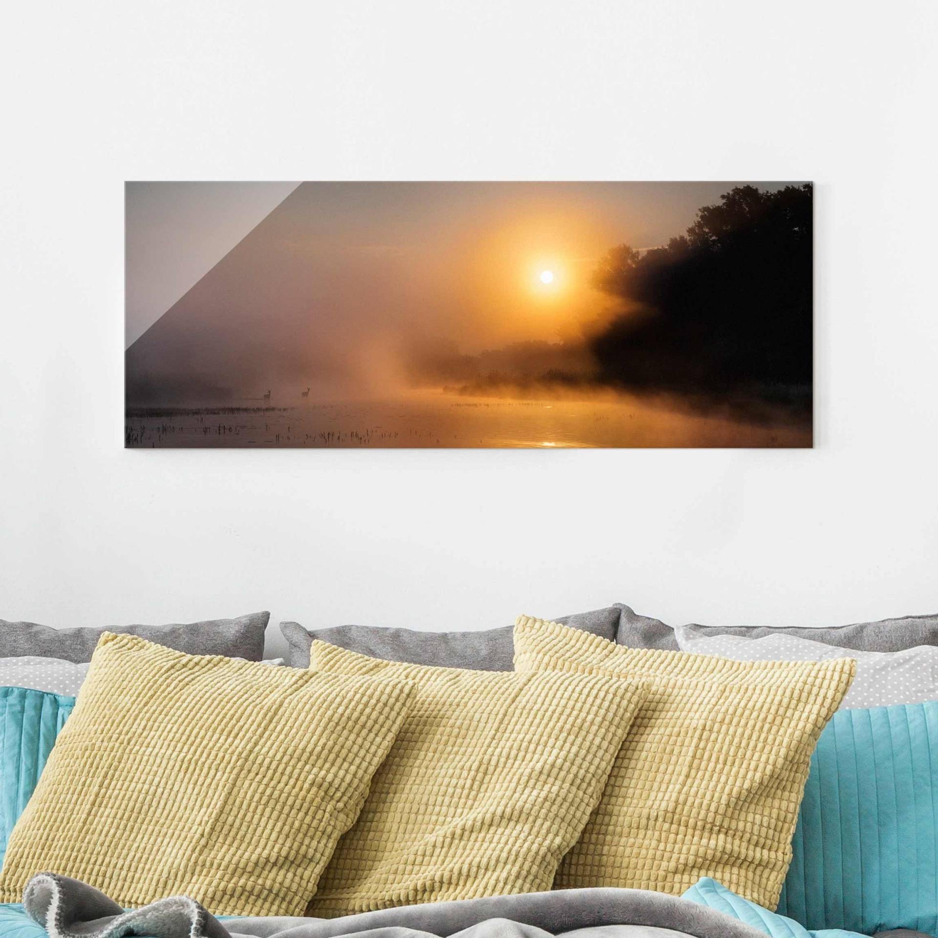 Glasbild Natur & Landschaft Sonnenaufgang am See mit Rehen im Nebel von Klebefieber