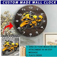 Sport Bike Geschenk Motorrad Personalisierte Holz Wanduhr, Coole Geschenke Für Biker, Motorrad-Liebhaber, Biker Mom Geschenk, Dad Beste von KoolKoolCustomDesign