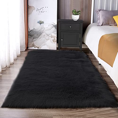 Latepis Teppich Schwarz 90x150 cm Schlafzimmer Bettvorleger für Wohnzimmer Sofa Deko Kunstfell Teppich Flauschig Waschbar Hochflor Fellteppich Shaggy Area Rug von Latepis