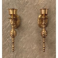 Elegantes Paar Vintage Messing Wandleuchten - Handgeschmiedete Goldkerzenhalter von LostLenoreAntiques