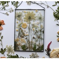 Blumenkunst, Von Der Natur Inspiriertes Dekor, Herbarium Kunst, Natürliches Hochzeitsdekor, Handgefertigtes Kunstwerk, Gepresste Wildblumenstrauß von MARIAELA