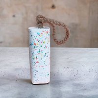 Beschwerter Terrazzo-Türstopper Für Haustür, Dekorativer Türstopper, Türzubehör Aus Betonglas, Personalisierter Geschenk Ein Neues Zuhause von MaydaStudios