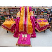 Orange Guruji Chola Silk Cholas Kissen Sangat Gruruji Poshak Canada Blessings Jai Bade Mandir Wale von MeerasIndia