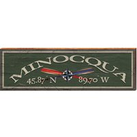 Minocqua Wisconsin Breitengrad Längengrad Zeichen | Echtholz Kunstdruck von MillWoodArt