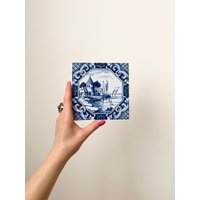 Vintage Fliese, Blaue Und Weiße Landschaftsfliese, Wandbehang von MissVintageBox