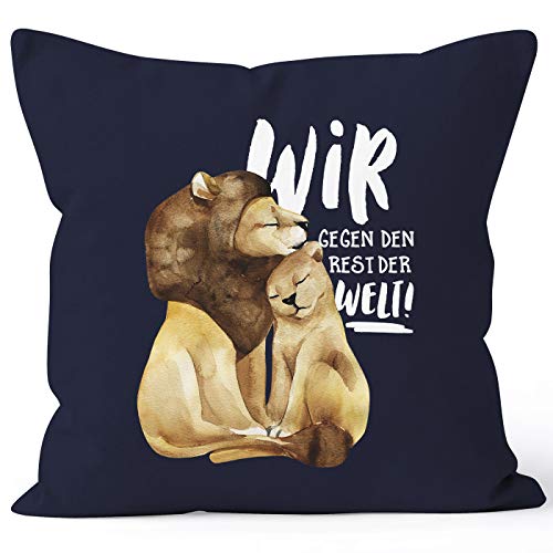 MoonWorks Kissen-Bezug Liebe Geschenk Wir gegen den Rest der Welt Spruch Löwe Paar Liebesspuch Kissen-Hülle Baumwolle Navy Unisize von MoonWorks