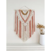 Boho-Makramee-Wandbehang, Handgefertigte Wohndekoration, Boho-Wanddekoration, Individuelles Makramee, Moderne Makramee-Wandkunst von NaorviMacrame