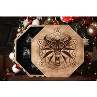 Witcher Whisky Gläser Set Geschenk Personalisierte Weihnachtsgeschenk Dekanter Groomsman Geburtstagsgeschenk Für Freund Einzigartige von NicoleDesignCrafts