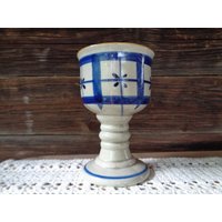 Handbemalter Keramik Kelch, Vintage Tasse 240Ml, H14cm Fußbecher. Putty Grau & Blau Handbemalt Goblet/Kerzenhalter von OLaLaVintage