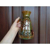 Vintage Keramik, Krugförmiger Luminary Walking Teelichthalter H~7" Moosgrün & Braun Glasiert Keramik Kerzenhalter; Signierte Studiokeramik von OLaLaVintage