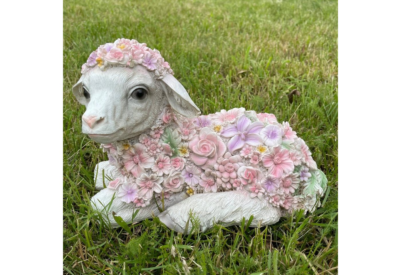 Online-Fuchs Gartenfigur süßes LIEGENDES SCHAF mit Blumen verziert Lamm Deko Outdoor Tiere, 24x13x17 cm groß witterungsbeständig Online-Fuchs Gartenfigur süßes LIEGENDES SCHAF mit Blumen verziert Lamm Deko Outdoor Tiere, 24x13x17 cm groß witterungsbeständig von Online-Fuchs