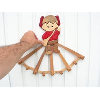 Vintage Holz Klappaufhänger, Akkordeon Wandaufhänger Junge, Verstellbare Klammerhalter Für Leichte Kleidung, Retro Wandbehang, Kinderzimmer Dekor von OutlivedMemories