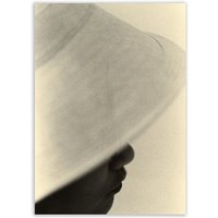 Paper Collective - Girl and Hat Poster, 30 x 40 cm von Paper Collective