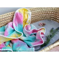 Pastell Baby Decke, Krawatten Bio Baumwolle Swaddle Decke Mädchen, Sommerdecke, Pom Neues Mädchen Geschenk von PastelBabyStudio